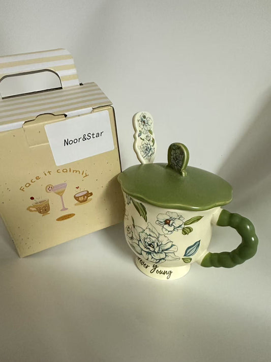 Blue-Green Floral Mug Gift Set - 390ML Under Glaze Ceramic Cup with Lid & Spoon.Exquisite Gift Box Packaging for Holiday Gifts, Birthday Surprises, and Daily Use.